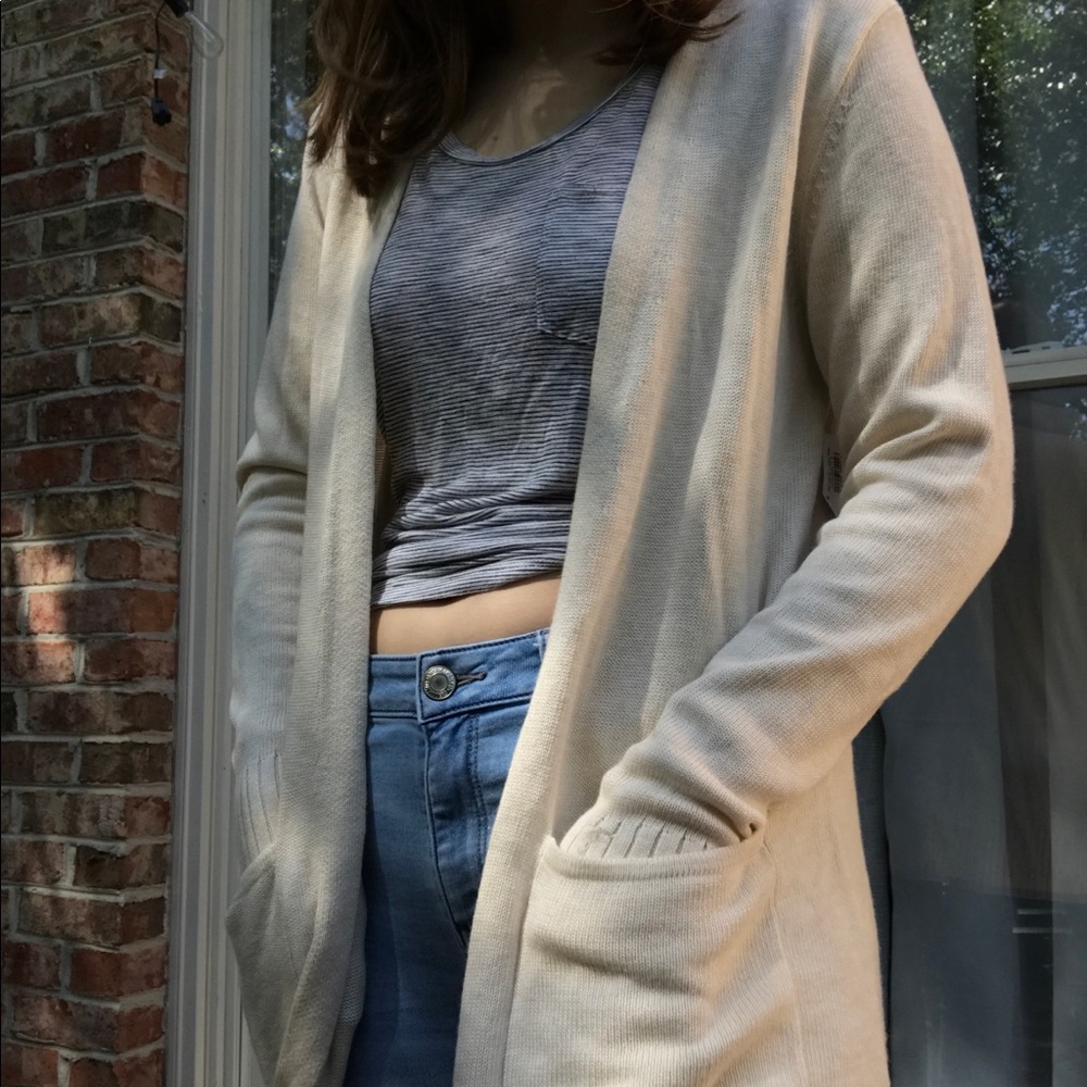 New old navy cardigan